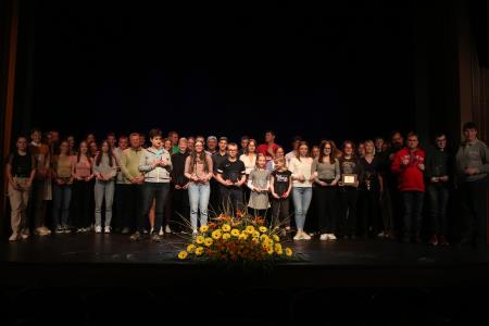 PODELITEV ŠPORTNICA IN ŠPORTNIK LETA 74 FOTO LJUBO VUKELIČ